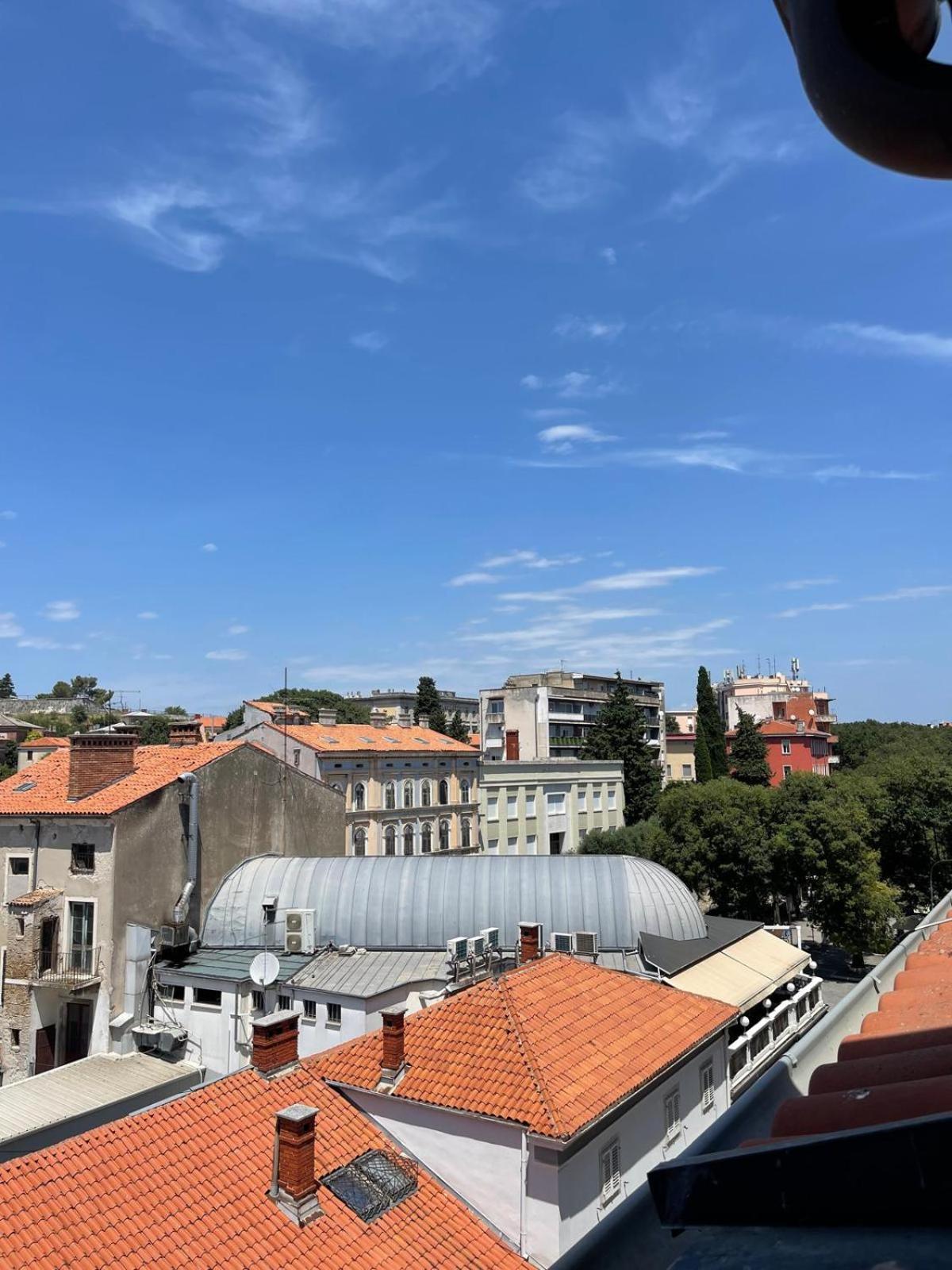 Dejan Apartment-Top Centar Pula Exterior foto